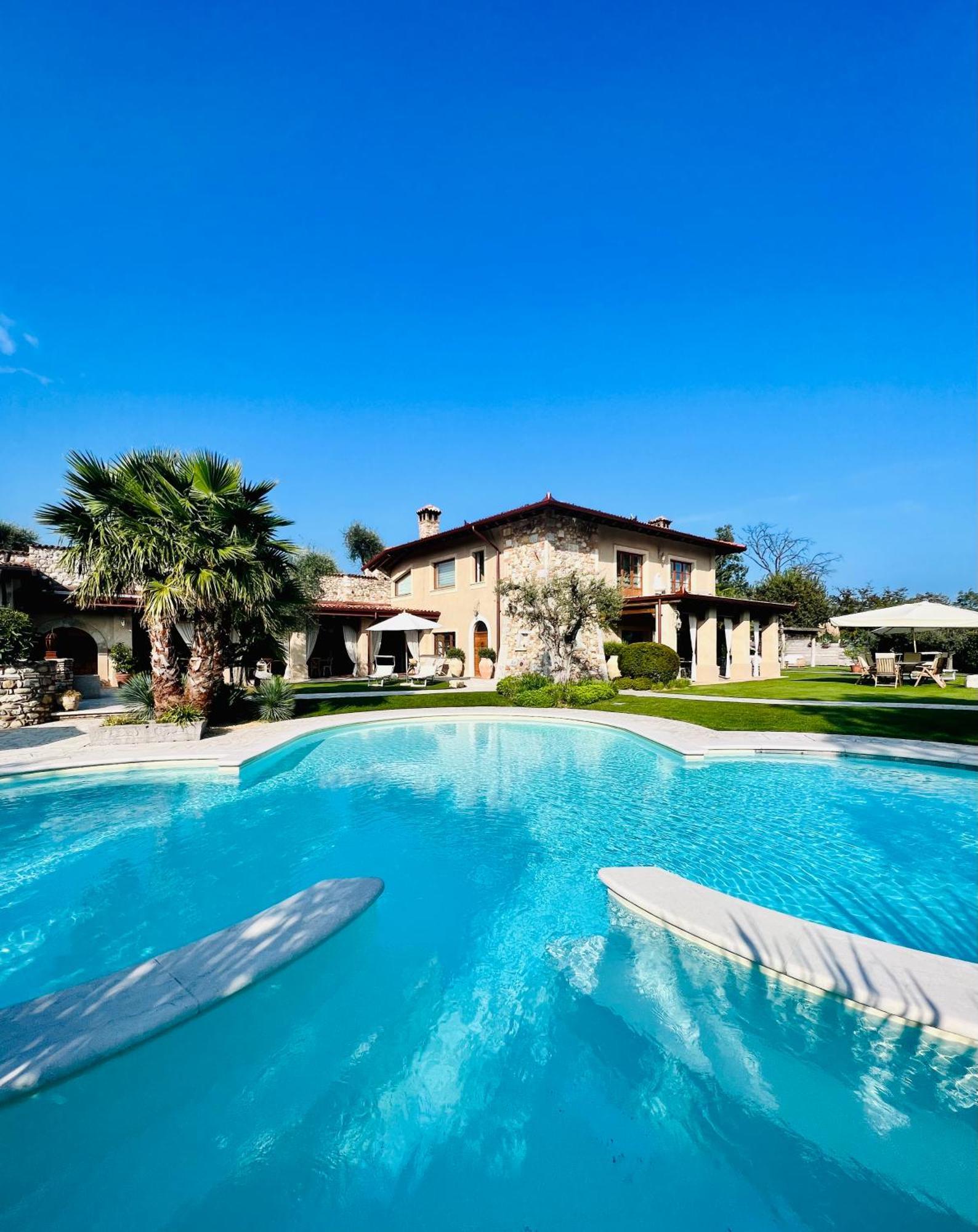 סאלו Villa Mario Resort מראה חיצוני תמונה